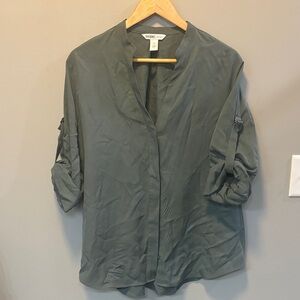 NWOT White House Black Market Women's Olive Button Down Shirt